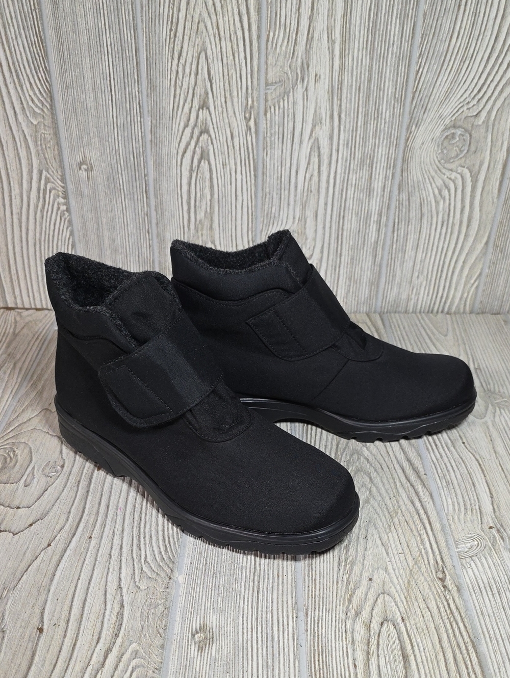 Toe Warmers Active Black Waterproof Winter Ankle Boots Womens Size 7.5